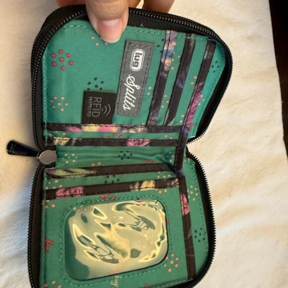 Lug Splits SE Wallet in Blooms Black - Picture 4 of 5